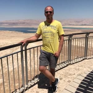 Meet your Posher, Joe